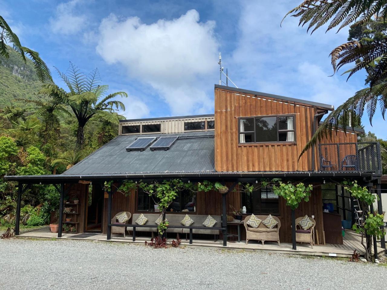 Te Nikau Retreat Villa Punakaiki Exterior photo